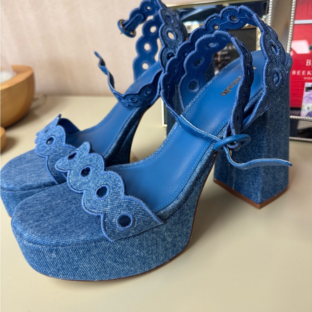 Larroude Dolly Broderie Platform Heel